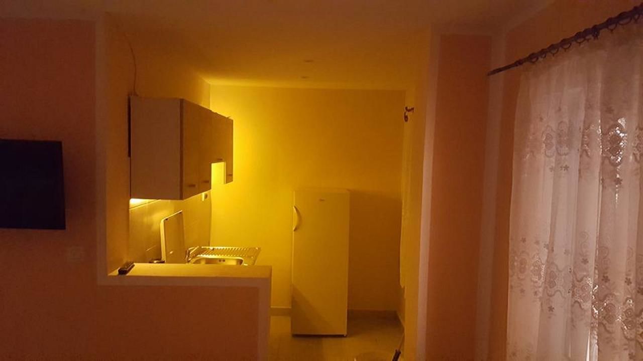 Апартаменты Apartments Tadic Петровац